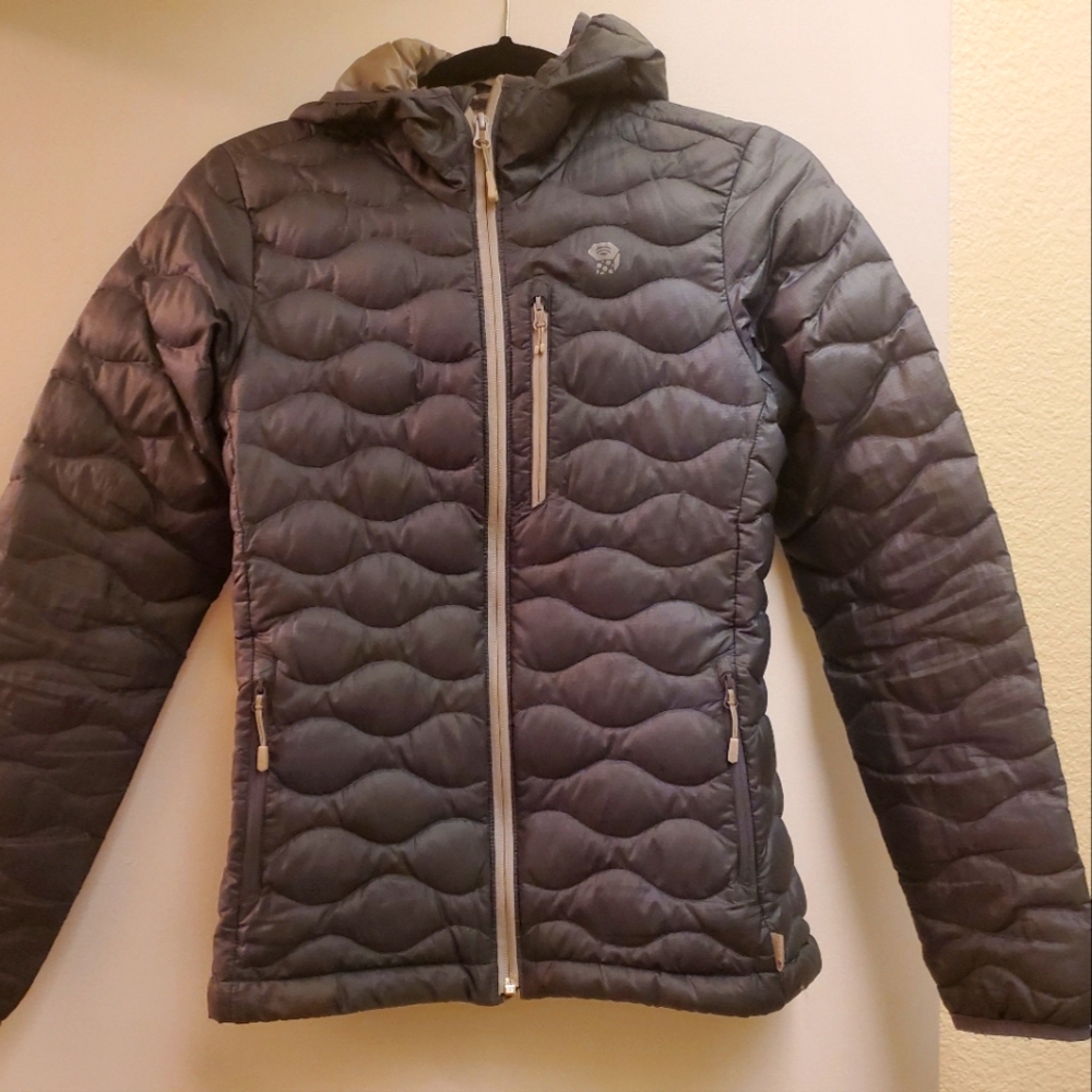Mountain Hardware puffer